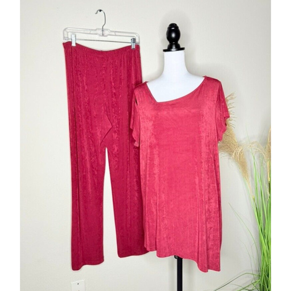 Chico's Traveler Set Cranberry Red Exposed Shoulder Asymmetrical Tunic Pants - Picture 1 of 6